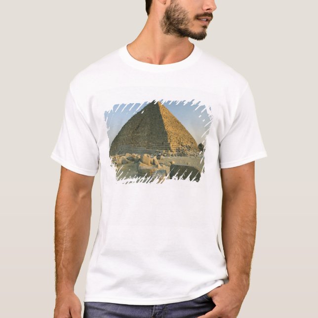 T-shirt Les Pyramides de Gizeh, qui sont presque 5000 2 (Devant)