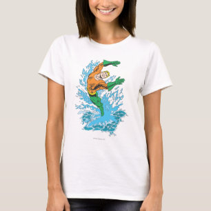 T-shirt Les sauts d'aquaman dans la vague