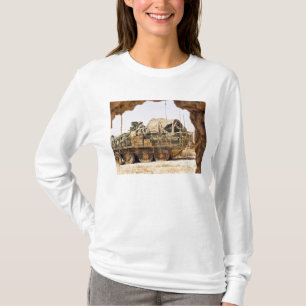 T-shirt Les soldats des USA conduisent une patrouille de