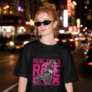 T-shirt Les vraies filles conduisent des motos de motocros