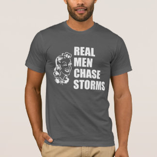 T-shirt Les vrais hommes chassent les tempêtes en blanc