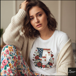 T-shirt Lettre E Couronne Florale Drapeau en Distresse