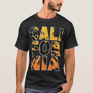 T-shirt Lettres remplies de palmiers californiens 