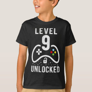 T-shirt Level 9 Unlocked Video Game 9th Birthday Gift