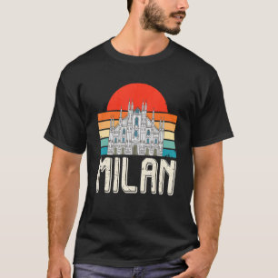 T-shirt Lever de soleil à Milan Nord Italie avec la cathéd