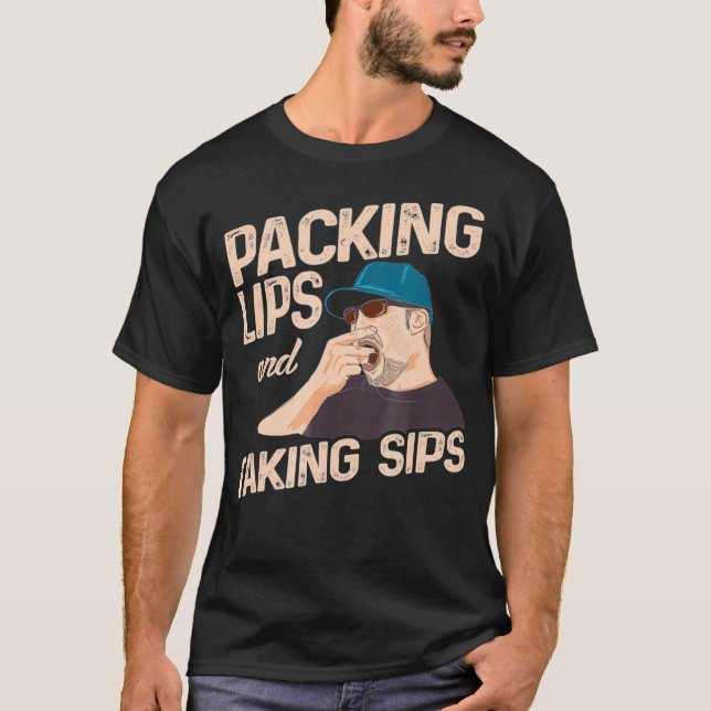 T-shirt Lèvres d'emballage de tabac à mâcher et prise de g (Devant)