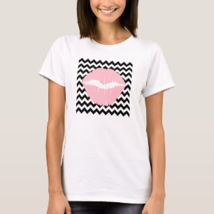 T-shirt Lèvres roses sur Zigzag noir et blanc