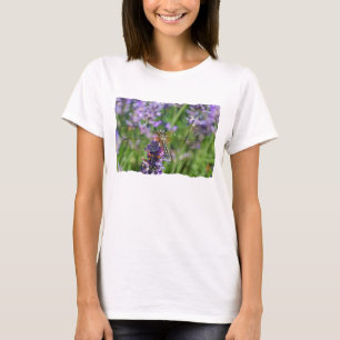 T-shirt Libellule dans le jardin de lavande