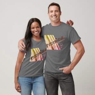 T-shirt Liberté des effets métalliques multicolores écrits