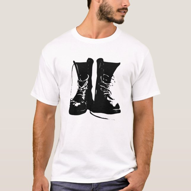 T-shirt Lieux de bottes de combat en cuir noir personnalis (Devant)