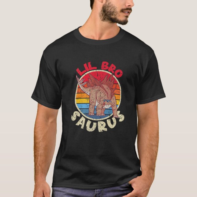T-shirt Lil Bro Saurus I Stegosaurus Stenops I Family Matc (Devant)