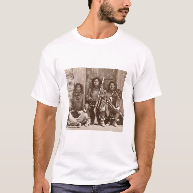 T-shirt L'Indien trois brave, photographié par l'anglais (Devant)