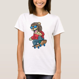 T-shirt Lion as skater with skateboard