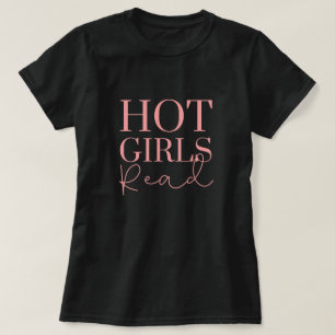 T-shirt Lire le livre Les filles chaudes de Lover