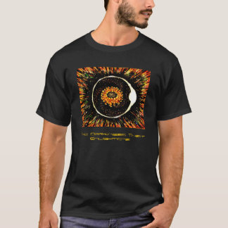 T-shirt L'obscurité qui éclaire (avec le texte)