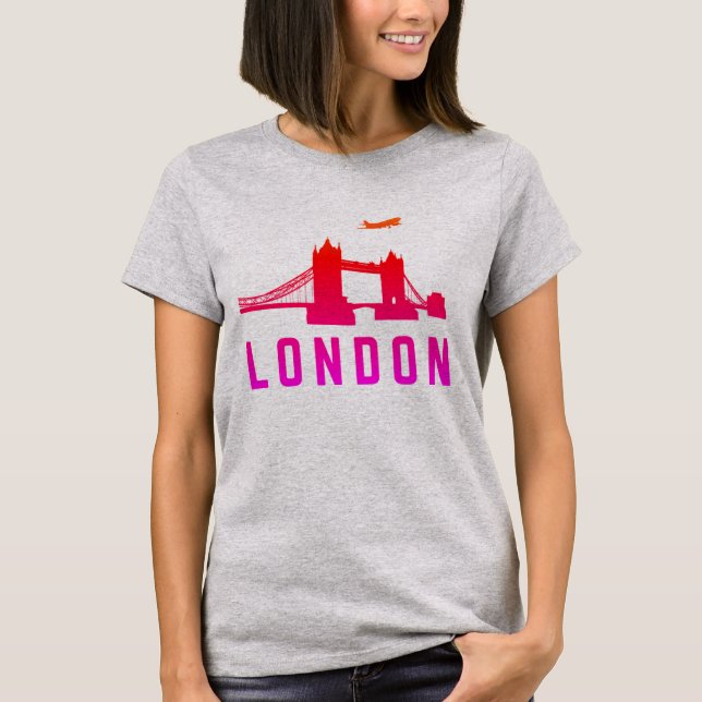 T-shirt "London Chic : Urban Elegance" (Devant)