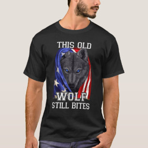 T-shirt Loup Noir cool Drapeau Américain Ce Vieux Loup Tou