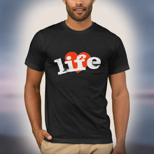 T-shirt Love Life ! Design de coeur rouge.