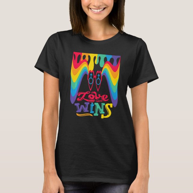 T-shirt Love Wins Rainbow with Mars Symbol for Gay Love   (Devant)