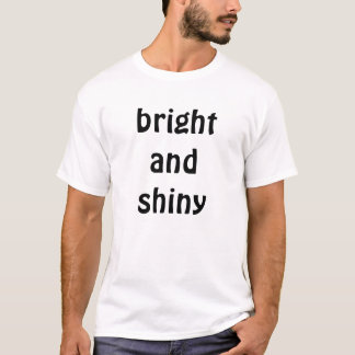 T-shirt lumineux et brillant