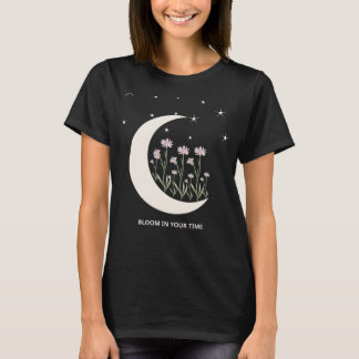 T-Shirt Lune Céleste et Étoiles Florales