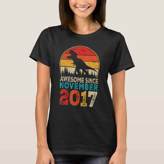 T-shirt Magnifique depuis novembre 2017 5e anniversaire Bo (Devant)