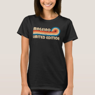 T-shirt MAGSINO Nom de famille Retro Vintage 80s 90s Anniv