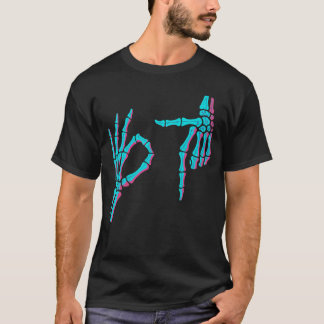 T-shirt Main de squelette drôle six sept 6 7 mème 67 Hallo