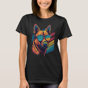 T-shirt Malinois belge coloré avec lunettes de soleil