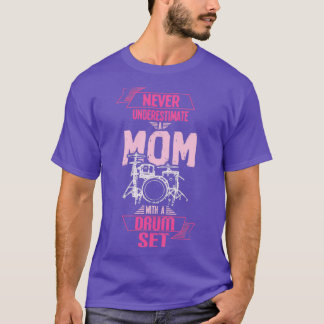 T-shirt Maman Avec Un Ensemble De Tambour