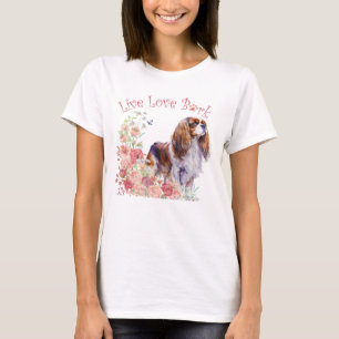 T-shirt Maman Cavalier King Charles Spaniel Fleurie