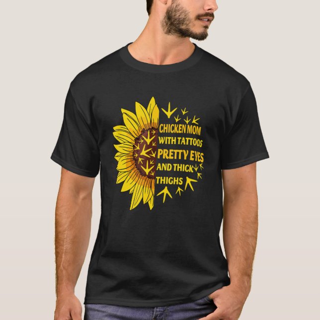 T-shirt Maman De Poulet Avec Tatouages Jolies Yeux Épais C (Devant)