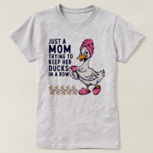 T-shirt Maman drôle essayant de garder ses canards en rang