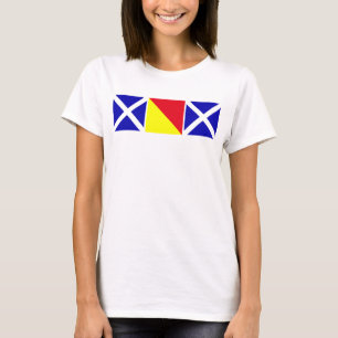 T-shirt Maman épelée dans les drapeaux nautiques