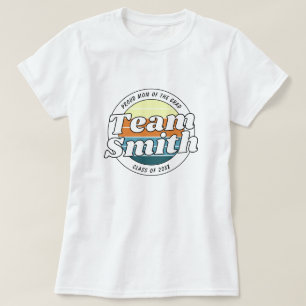 T-shirt Maman fière équipe rétro Nom de famille Promotion