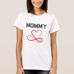 T-shirt Maman personnalisée Motif de cœur rouge mignon