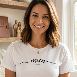 T-shirt Maman Script Personnalisé Année de Référence Mère