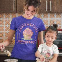 Mangez des gâteaux pour le petit-déjeuner