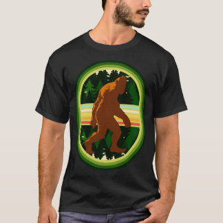 T-shirt marche devant les arbres