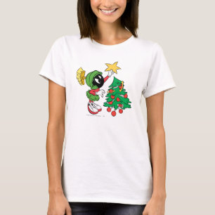 T-shirt MARVIN LE MARTIEN™ mettant une étoile sur l'arbre
