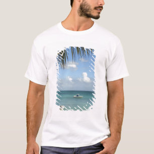 T-shirt Maurice, Grand Baie. Bateaux ancrés dans