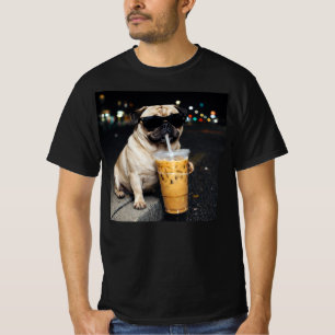T-shirt Mème d'humour de chien mignon Pug drôle buvant du 