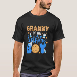 T-shirt Mémé du gâteau d'anniversaire du garçon biscuits e