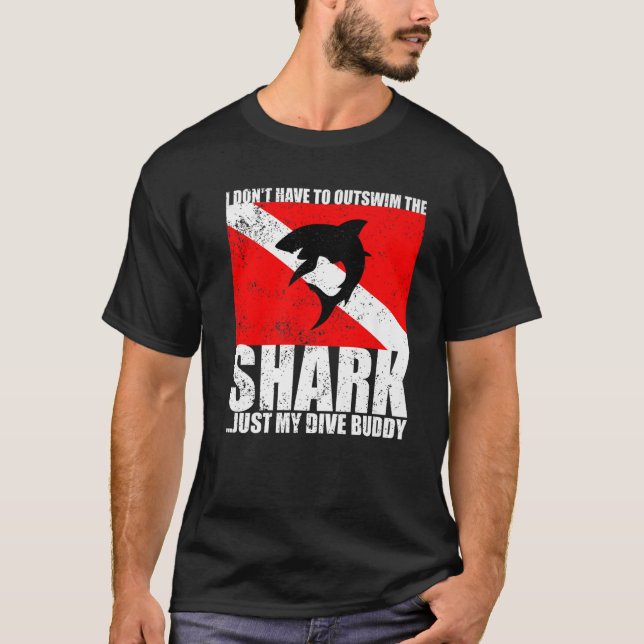 T-shirt Mens Drôle Je n'ai pas à dépasser le requin juste (Devant)