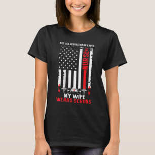 T-shirt Mens Ma Femme Porte Des Scrubs American Flag Nurse