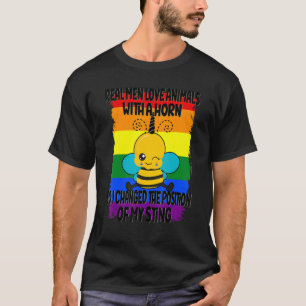 T-shirt Mens Real Men Pride LGBTQ Bees Funny Gay Rainbow B