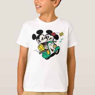 T-shirt Mickey français   Mickey et Minnie sur Vespa
