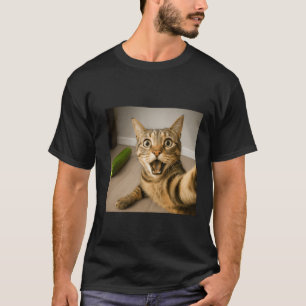 T-shirt Mise en page de mème de selfie de chat choqué drôl