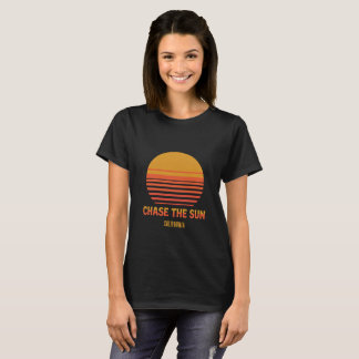 T-shirt Modèle personnalisé Sunset Retro Chase The Sun 70s