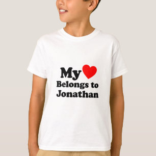 T-shirt Mon coeur appartient à Jonathan